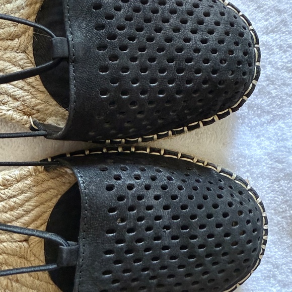 Eileen Fisher espadrille nubuck leather sandals, black, size 8 - Picture 10 of 13